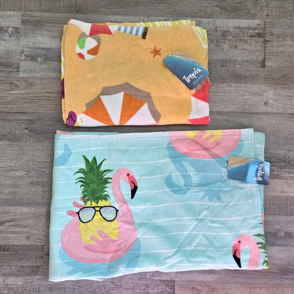 2 Colorful Beach Towels with Flamingo and Umbrella Designs - NWT